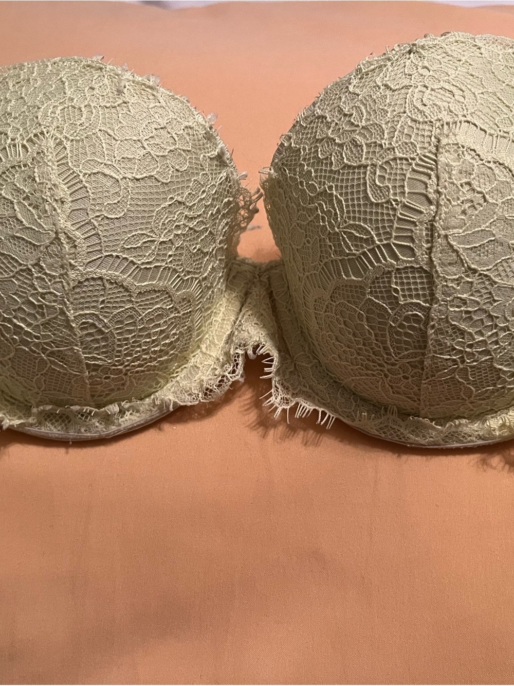 Lace Bra in Light yellow
